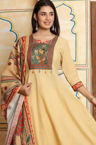 Women Ethnic Motifs Printed Tiered Pure Cotton Kurta with Trousers & With Dupatta