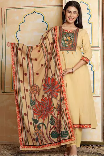Women Ethnic Motifs Printed Tiered Pure Cotton Kurta with Trousers & With Dupatta