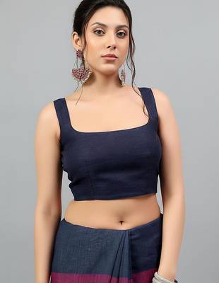 Blue linen printed saree with blouse 4