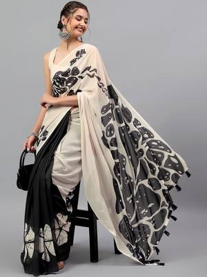 Off white pure georgette printed saree with blouse 3