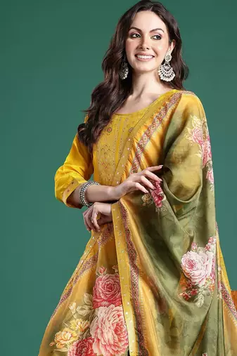 Ethnic Motifs Regular Kurta with Trousers & Dupatta