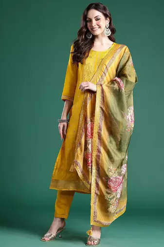 Ethnic Motifs Regular Kurta with Trousers & Dupatta