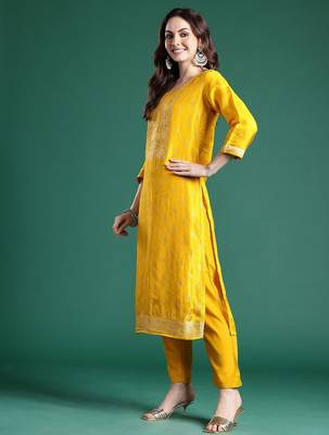 Ethnic Motifs Regular Kurta with Trousers & Dupatta 6