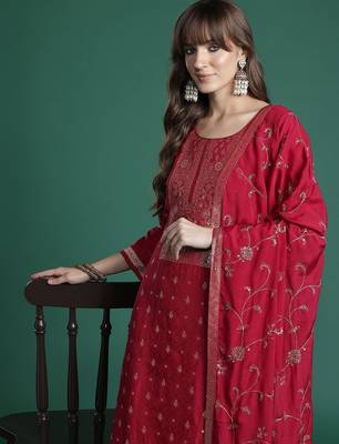 Ethnic Motifs Kurta with Trousers & Dupatta 1