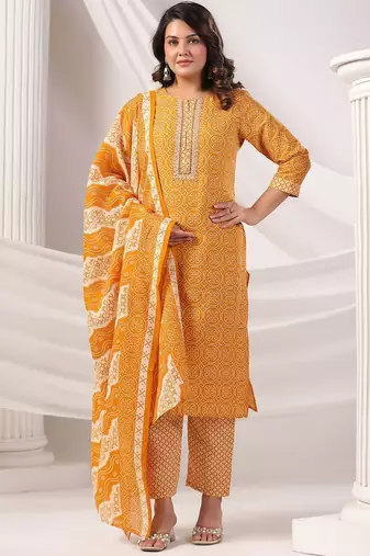 Women Bandhani Printed Regular Mirror Work Kurta Trousers With Dupatta