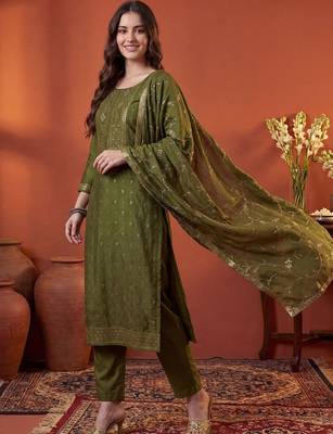 Women Ethnic Actual Woven design Regular Sequinned Kurta With Trousers & Dupatta 1