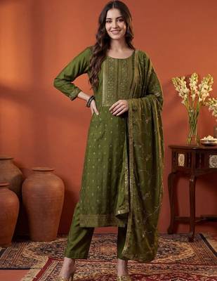 Women Ethnic Actual Woven design Regular Sequinned Kurta With Trousers & Dupatta 5
