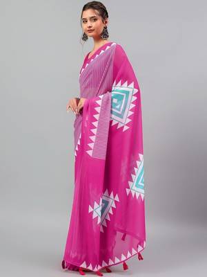 Magenta georgette printed saree with blouse 3