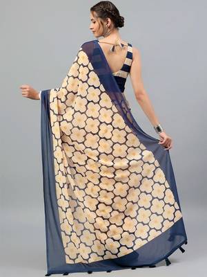 Peach georgette printed saree with blouse 4