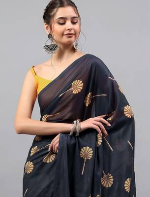 Navy blue georgette printed saree with blouse 3