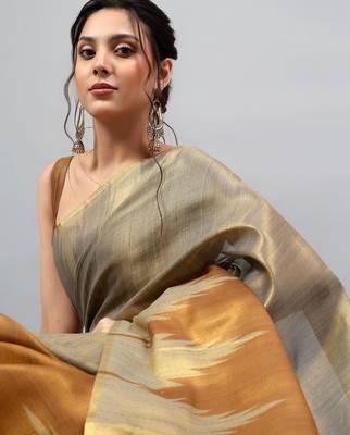 Grey tussar woven design saree with blouse 2