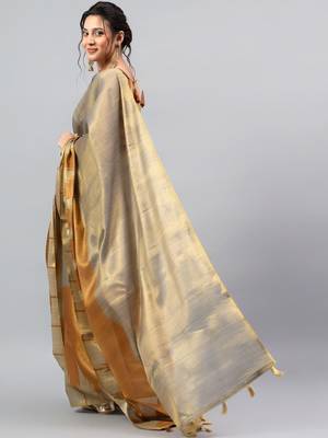 Grey tussar woven design saree with blouse 3