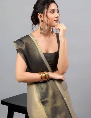 Grey tussar colourblocked saree with blouse 2
