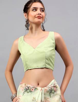 Off white chiffon printed saree with blouse 4