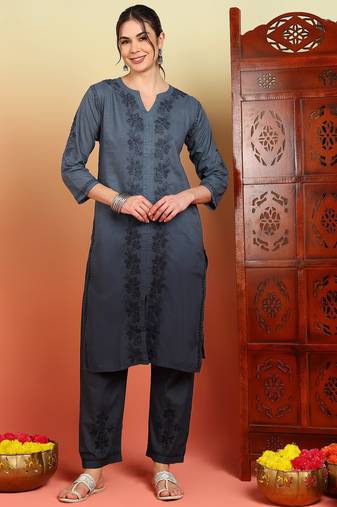 Women grey ethnic motifs embroidered chikankari ombre cotton kurta & palazzo set