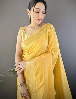 Yellow silk blend woven design saree with blouse 4