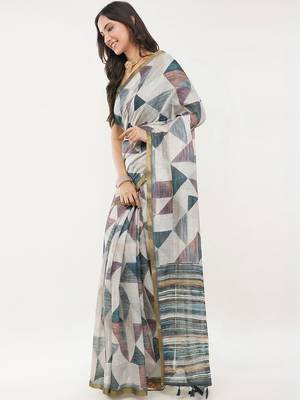 Off white linen printed saree with blouse 3