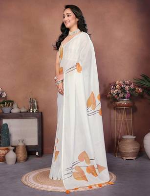 Off white organza printed saree with blouse 4