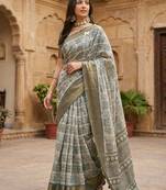 Grey polyester printed saree with blouse