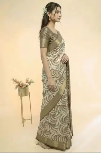 White polyester printed saree with blouse