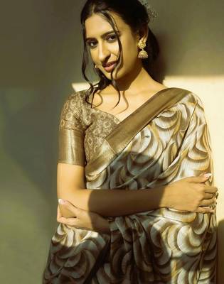White polyester printed saree with blouse 5