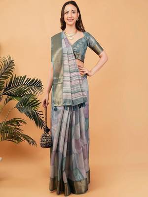 Grey polyester woven design saree with blouse 2