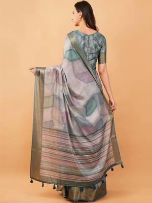 Grey polyester woven design saree with blouse 5