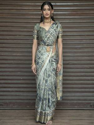 Multicolor polyester printed saree with blouse 3