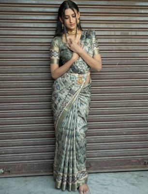 Multicolor polyester printed saree with blouse 4