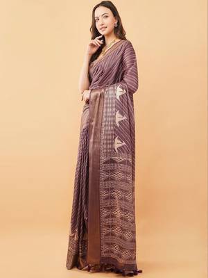 Purple polyester woven design saree with blouse 2