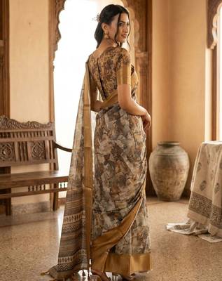 Grey polyester printed saree with blouse 3
