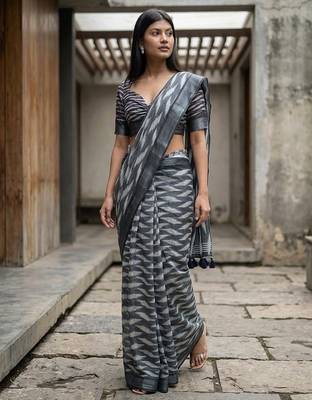 Grey linen woven design saree with blouse 2
