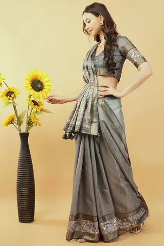 Grey polyester printed saree with blouse