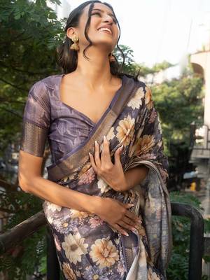 Navy blue polyester printed saree with blouse 4