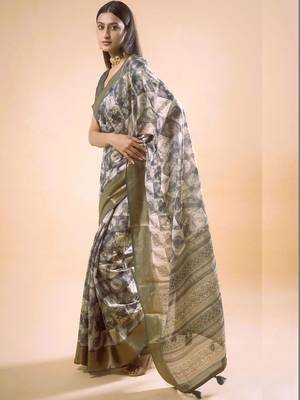 Multicolor polyester printed saree with blouse 5