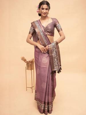 Purple polyester woven design saree with blouse 1