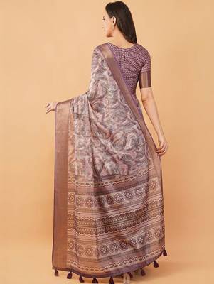 Multicolor polyester printed saree with blouse 4