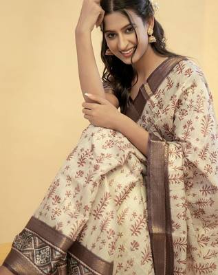 Off white polyester printed saree with blouse 4
