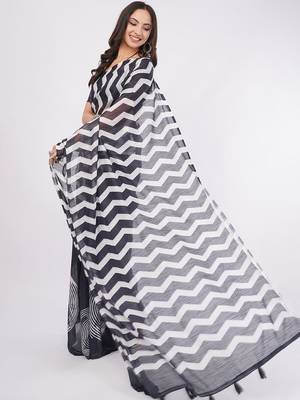 Black pure linen printed saree with blouse 2