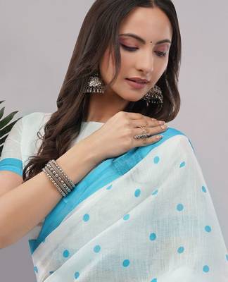 Off white pure linen printed saree with blouse 4