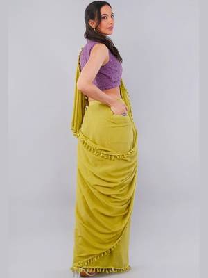 Olive blended cotton solid saree with blouse 3