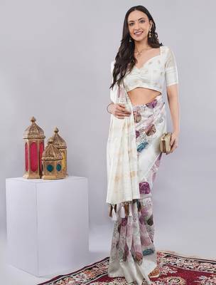 Off white silk blend printed saree with blouse 2