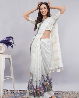 Off white silk blend printed saree with blouse 3