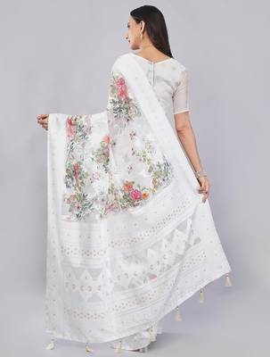White silk blend printed saree with blouse 4