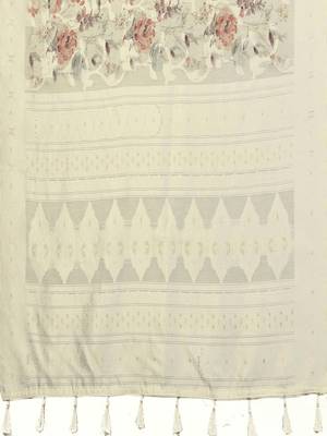 Off white silk blend printed saree with blouse 4
