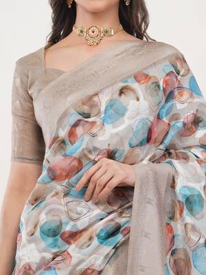 Beige silk blend printed saree with blouse 5