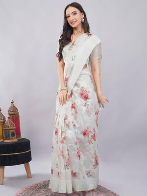 Off white silk blend printed saree with blouse 3
