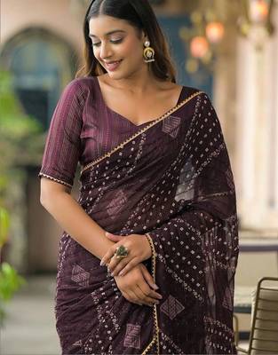 Purple pure georgette printed saree with blouse 2