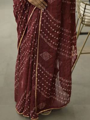 Maroon pure georgette printed saree with blouse 4