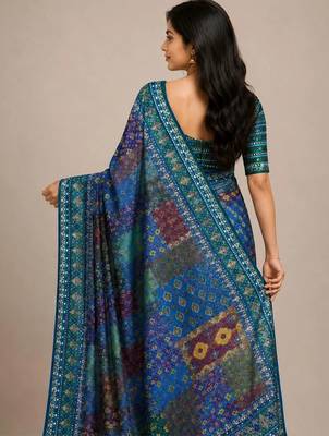 Blue chiffon printed saree with blouse 3